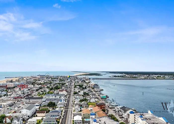 Cozy 2nd Floor Bayside Condo, Steps To Pool & Beach! Ocean City